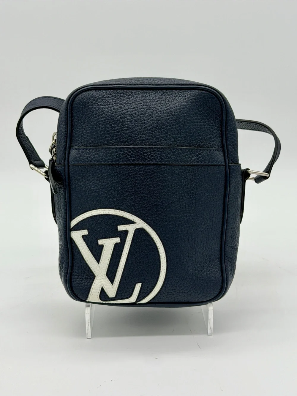 Louis Vuitton Danube PM Navy Taurillon Leather LV Circle Crossbody Bag 2017